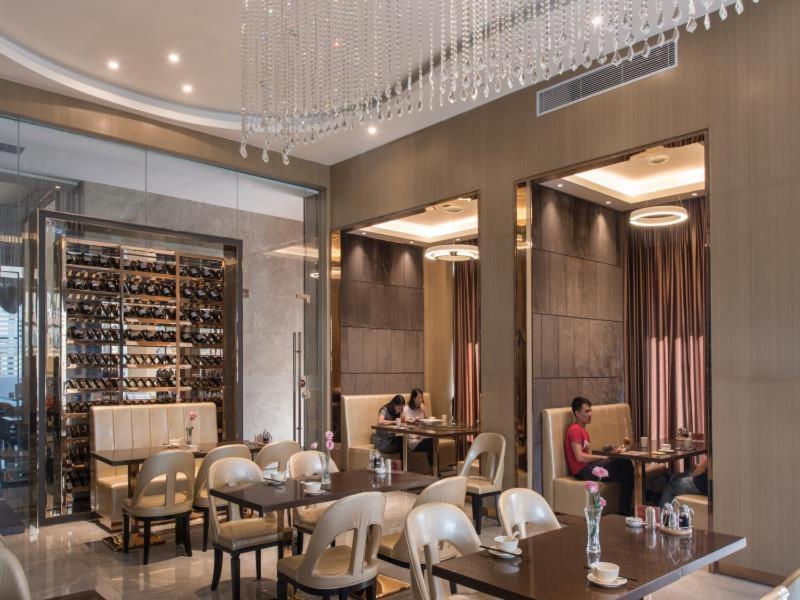 Vienna Classic Hotel Dongguan Changan Xiandai Экстерьер фото